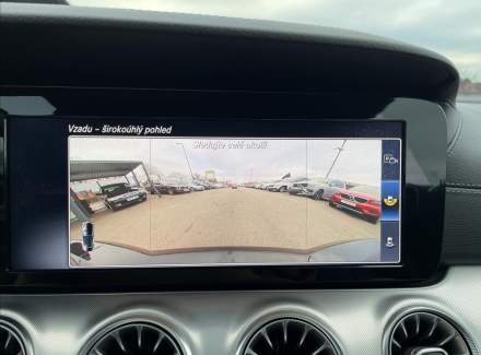 Mercedes-Benz - E-class