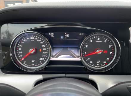 Mercedes-Benz - E-class