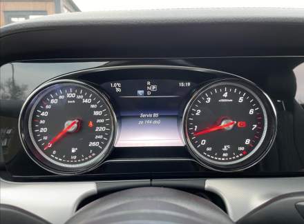 Mercedes-Benz - E-class