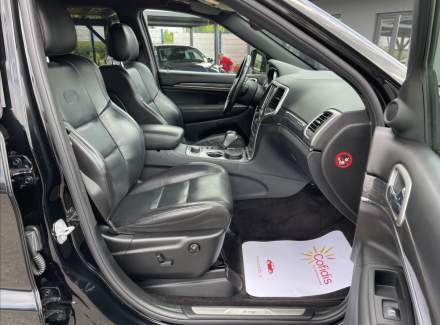 Jeep - Grand Cherokee