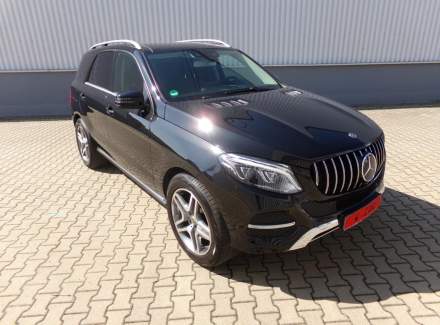 Mercedes-Benz - GLE