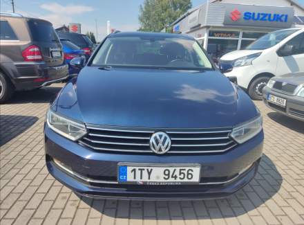 Volkswagen - Passat