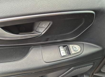 Mercedes-Benz - Vito