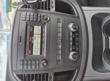 Mercedes-Benz - Vito