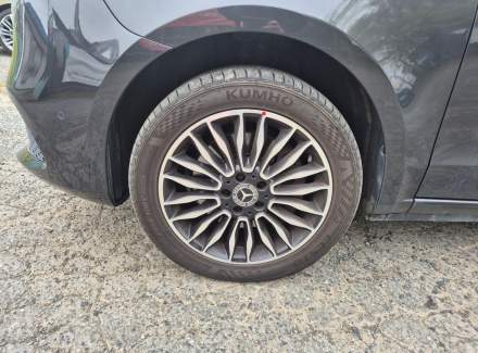 Mercedes-Benz - V-class