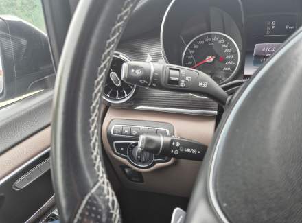 Mercedes-Benz - V-class