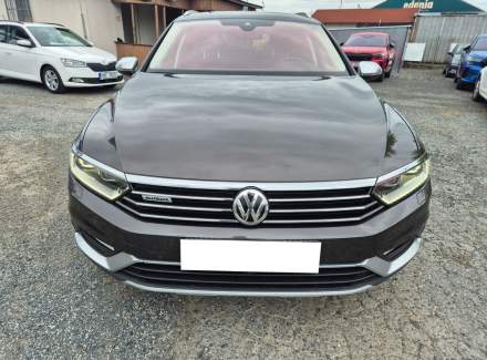 Volkswagen - Passat