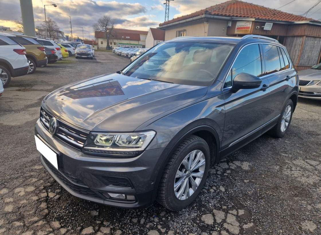 Volkswagen - Tiguan