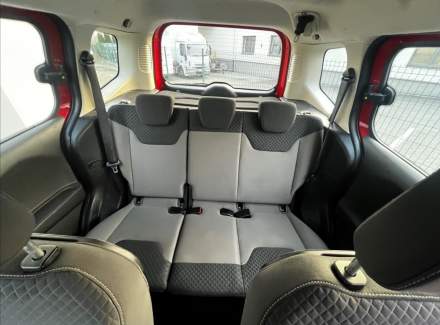 Ford - Tourneo Courier