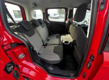 Ford - Tourneo Courier