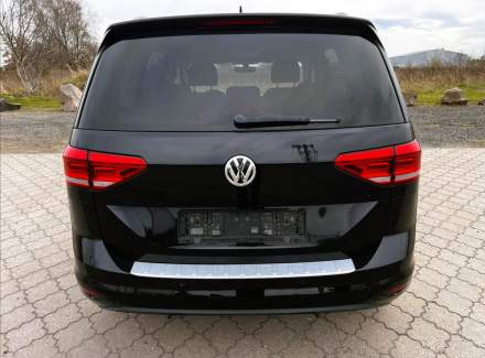 Volkswagen - Touran