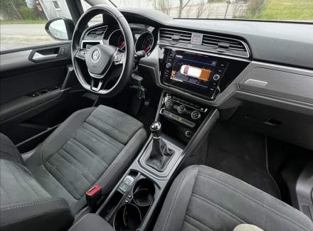 Volkswagen - Touran