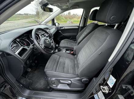 Volkswagen - Touran