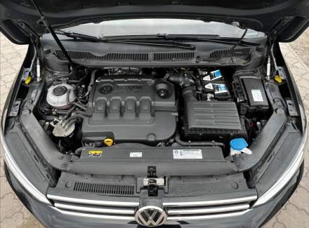 Volkswagen - Touran