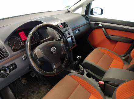 Volkswagen - Touran