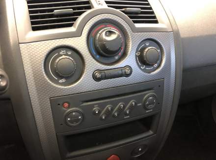 Renault - Megane