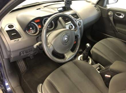 Renault - Megane