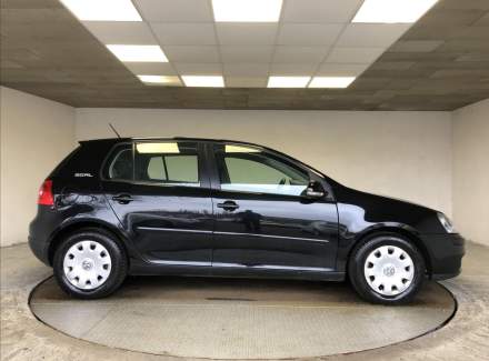 Volkswagen - Golf