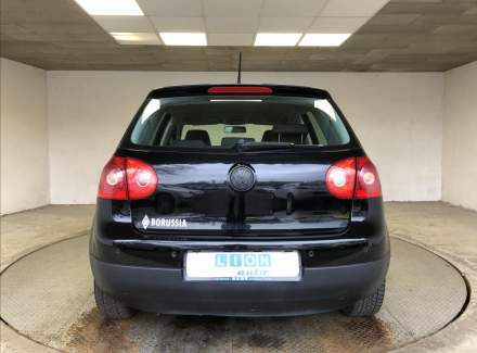 Volkswagen - Golf