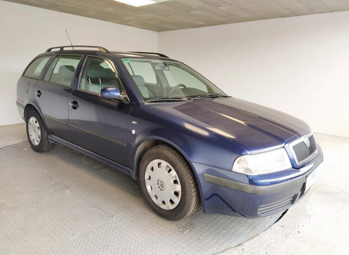 Škoda - Octavia