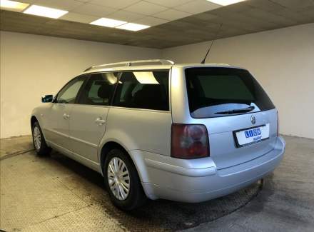 Volkswagen - Passat