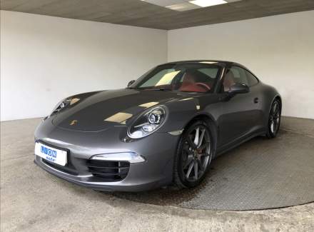 Porsche - 911