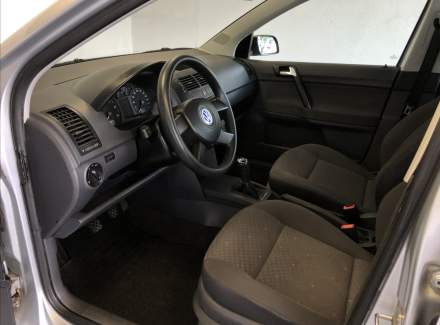 Volkswagen - Polo