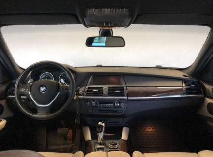 BMW - X6