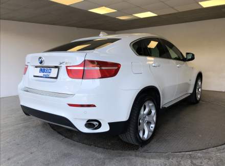BMW - X6