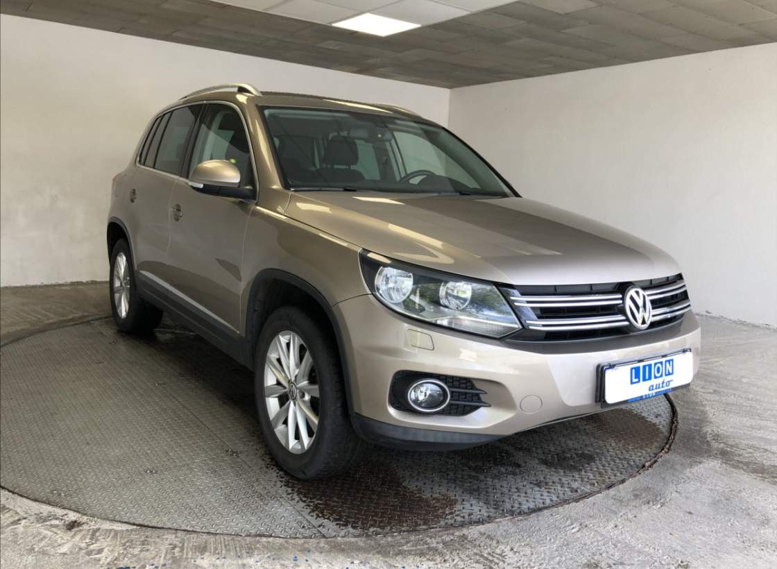 Volkswagen - Tiguan