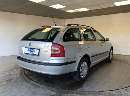 Škoda - Octavia