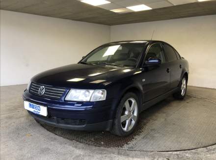 Volkswagen - Passat