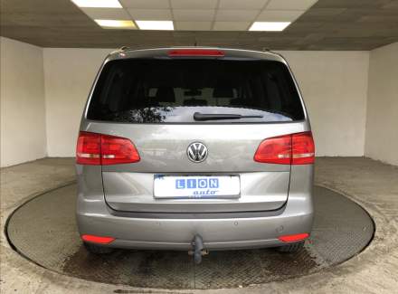 Volkswagen - Touran