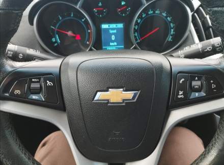 Chevrolet - Cruze