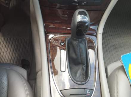 Mercedes-Benz - E-class