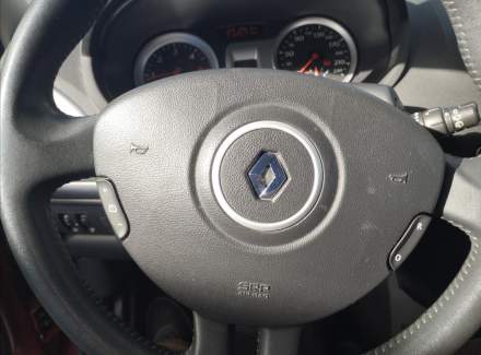 Renault - Clio