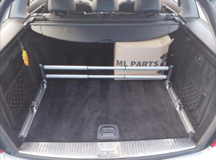 Mercedes-Benz - C-class