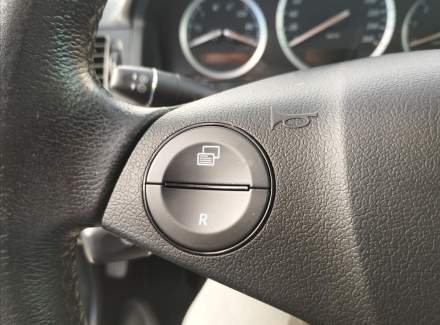 Mercedes-Benz - C-class