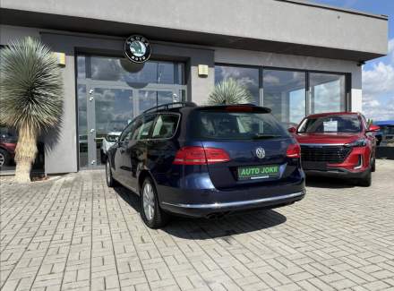 Volkswagen - Passat