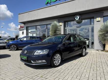 Volkswagen - Passat