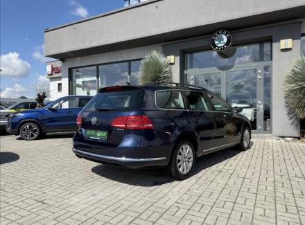 Volkswagen - Passat
