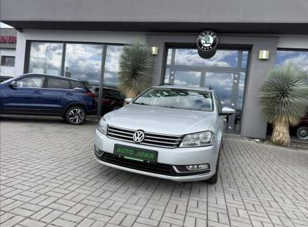 Volkswagen - Passat