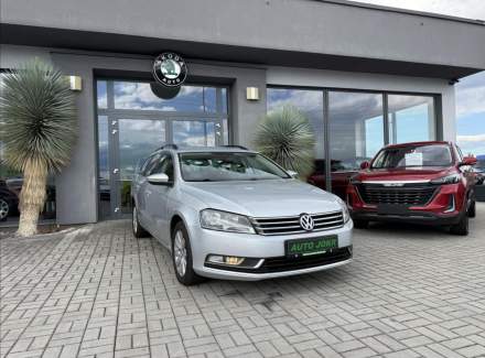 Volkswagen - Passat