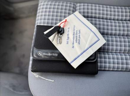 Mercedes-Benz - E-class