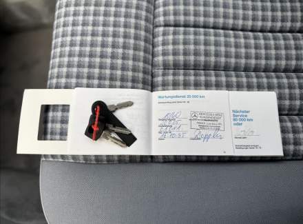 Mercedes-Benz - E-class