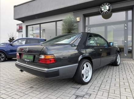 Mercedes-Benz - E-class