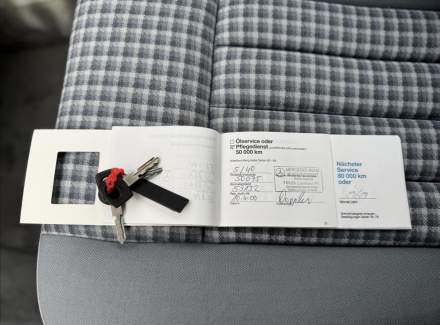 Mercedes-Benz - E-class