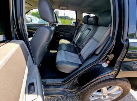 Jeep - Grand Cherokee