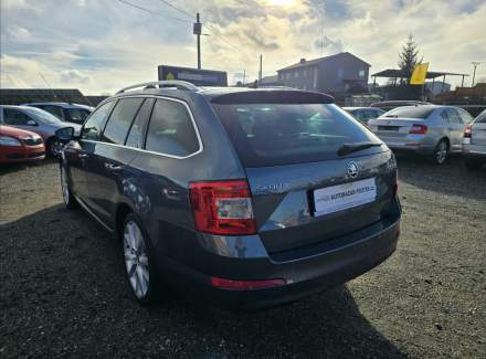 Škoda - Octavia