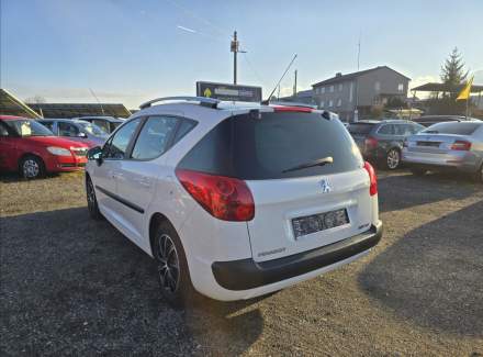 Peugeot - 207